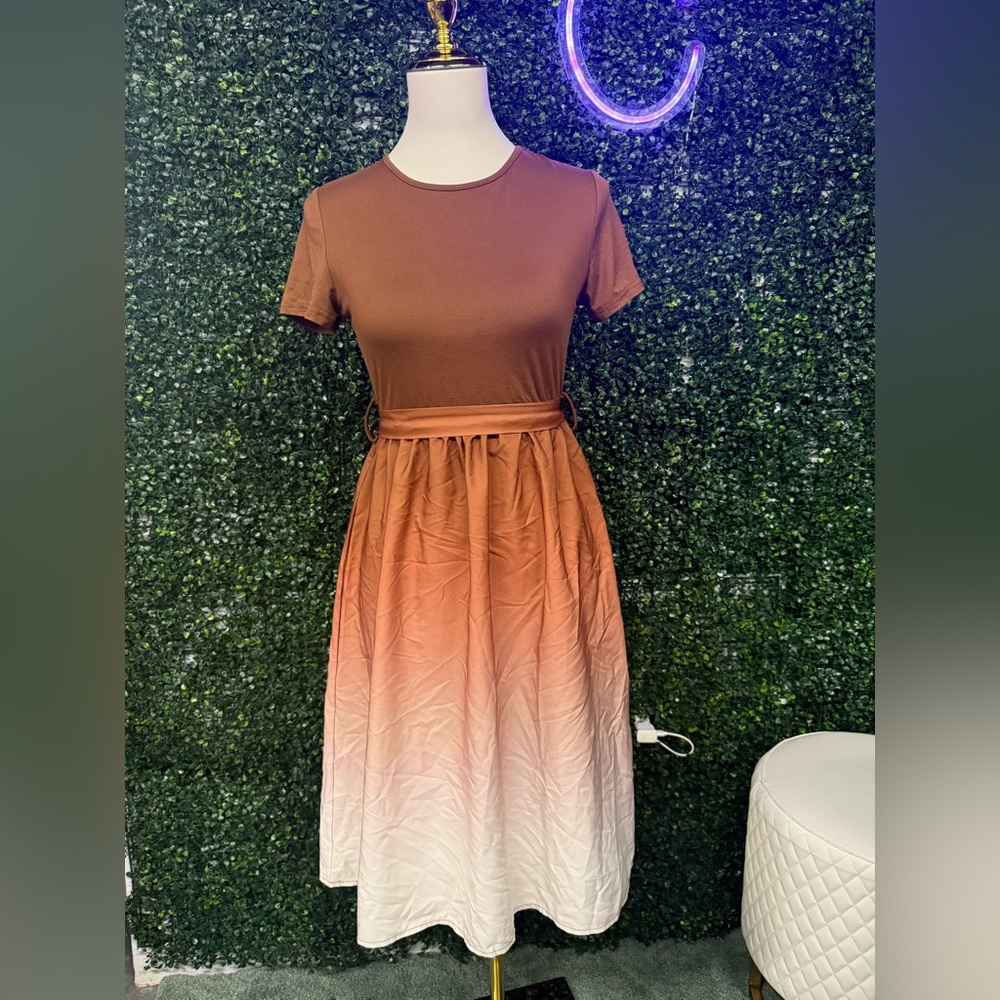 SHEIN Ombre Short Sleeve Midi Dress